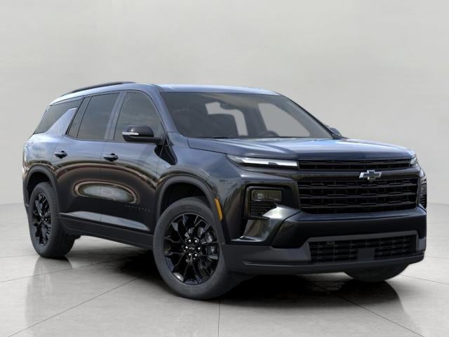 2026 Chevrolet Traverse LT in Mosaic Black Metallic — front three-quarter view