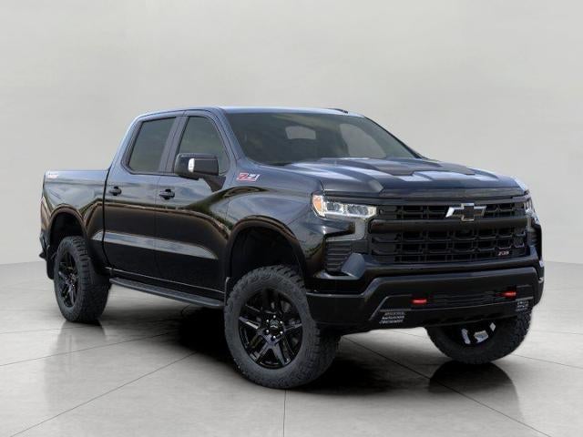 2026 Chevrolet Silverado 1500 LT Trail Boss in Black — front three-quarter view